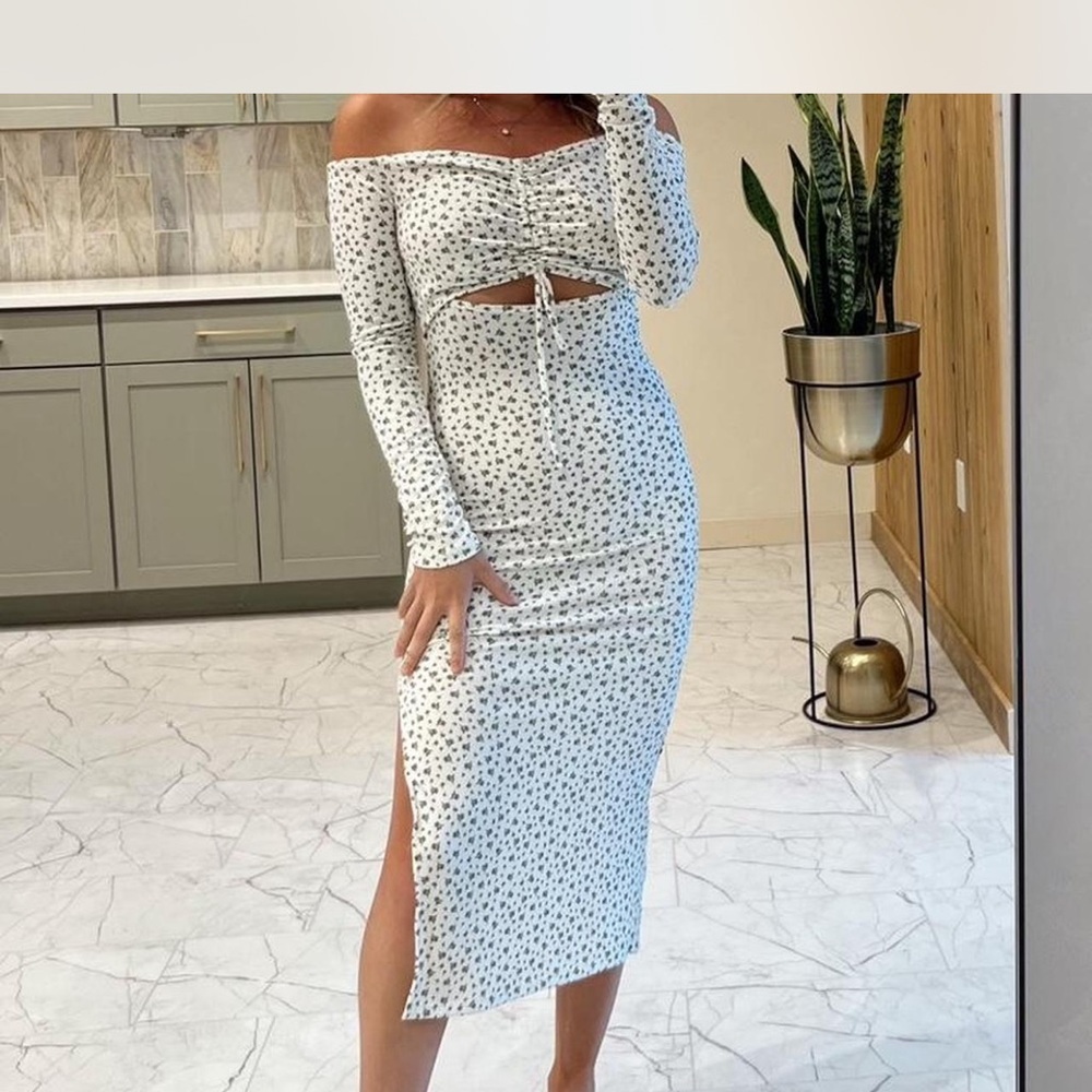 Long sleeve dress